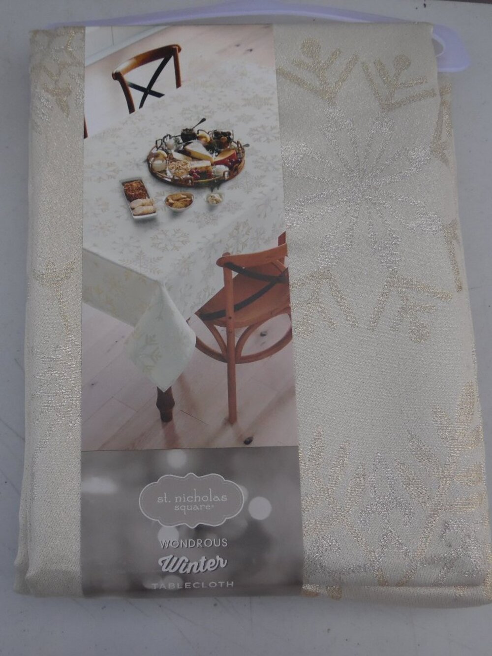 St. Nicholas Square Gorgeous Wonderous Winter Tablecloth Oblong 60"X102" NEW!